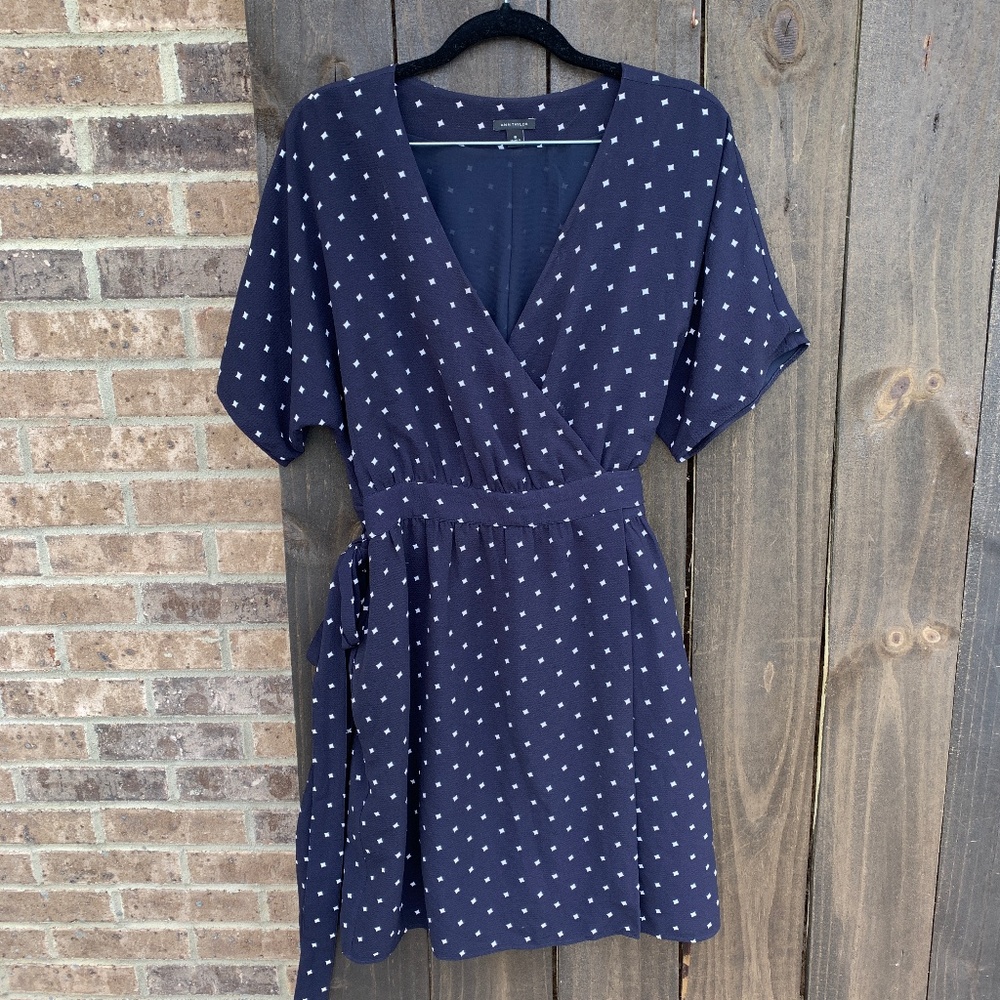 Ann Taylor Navy/White Diamond Dot Wrap Dress Small